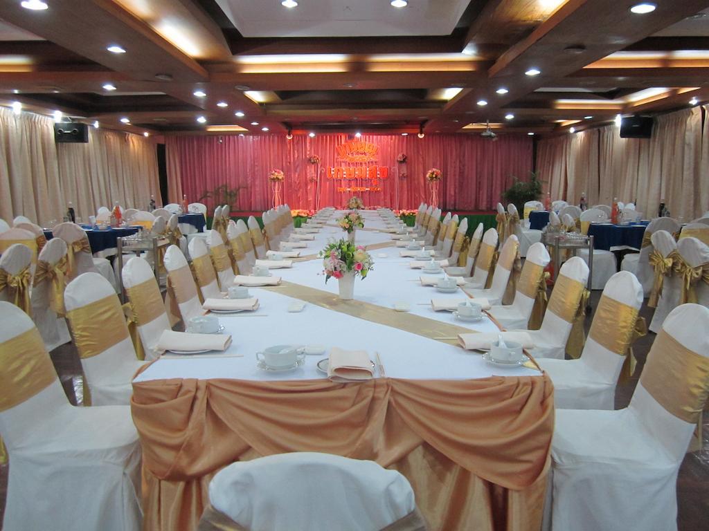 Lopburi Inn Hotel Ngoại thất bức ảnh