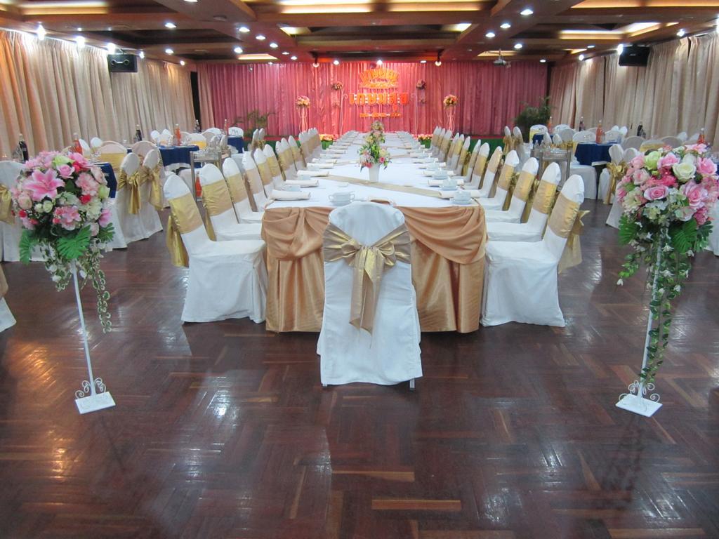 Lopburi Inn Hotel Ngoại thất bức ảnh