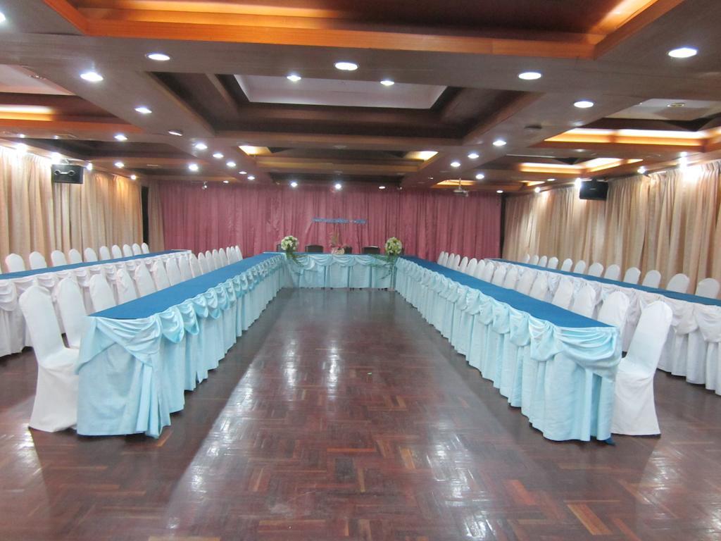 Lopburi Inn Hotel Ngoại thất bức ảnh