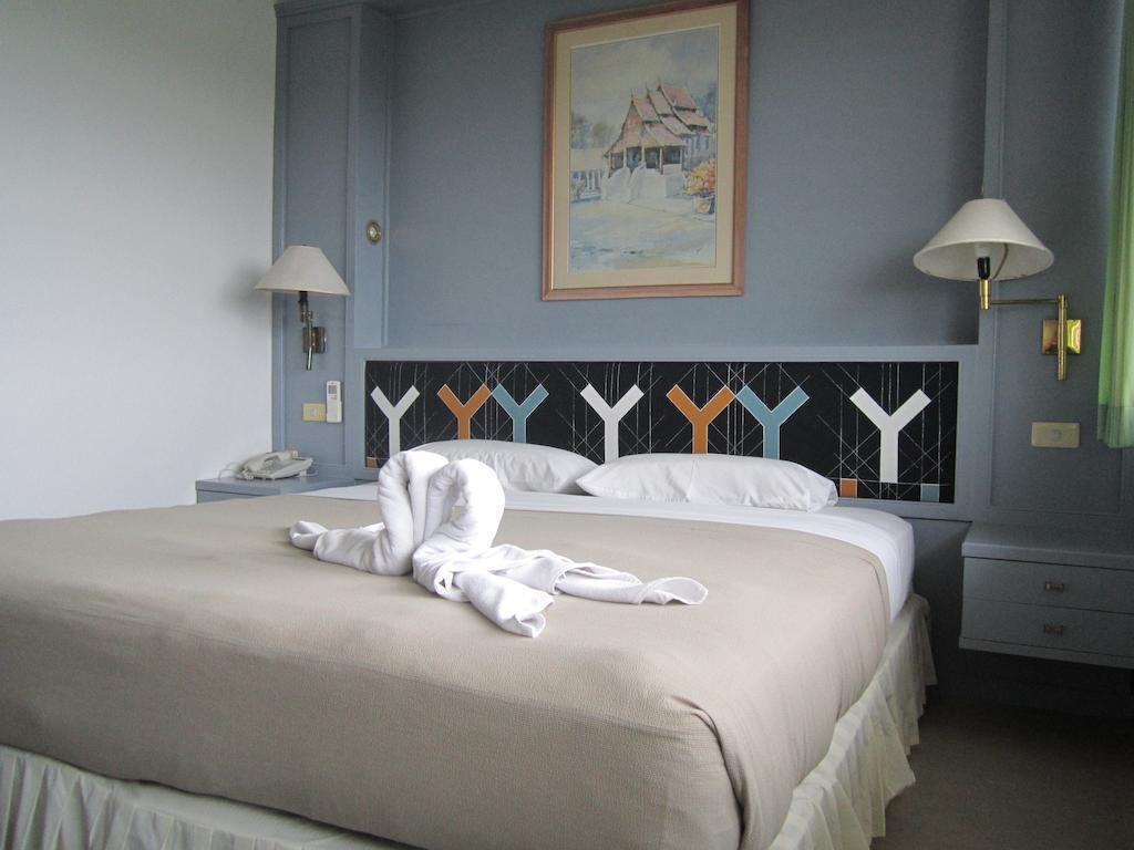 Lopburi Inn Hotel Phòng bức ảnh